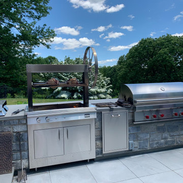 Outdoor Kitchen