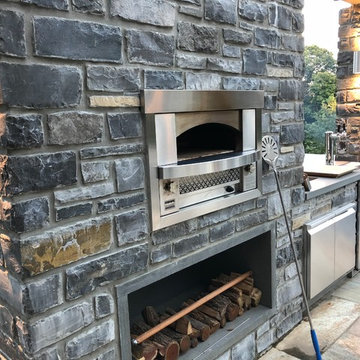 Outdoor Kitchen