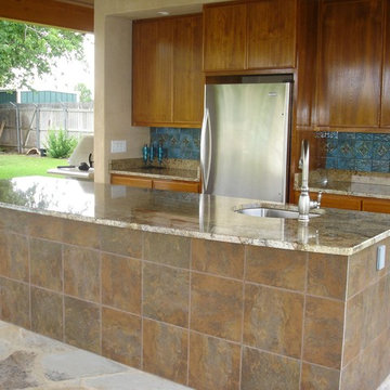 Outdoor Kitchen - Tile Back Splash, Bar Tile, Granite Counter