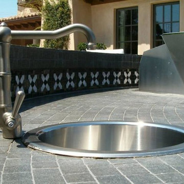 Outdoor Kitchen Tile | Houzz