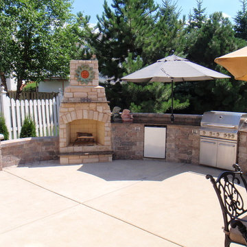 Outdoor Kitchen with Firepit