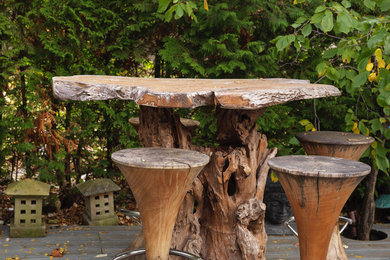 Inspiration for a rustic patio in Montreal.