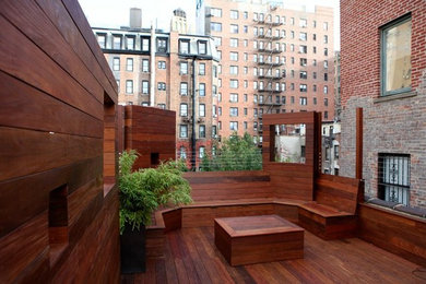 Patio - transitional patio idea in Philadelphia