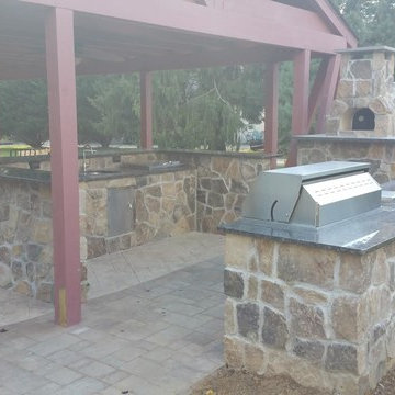 Outdoor Pizza Oven in New Jersey Backyard