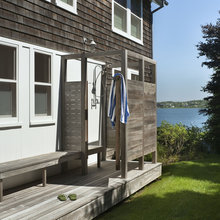 SI: Outdoor Shower