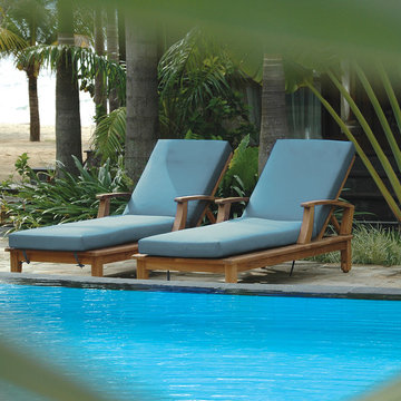 Outdoor Teak Chaise Lounge Chair