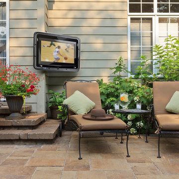 Outdoor TV Enclosure for your outdoor entertainment area