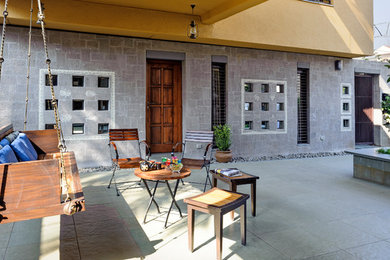 'Outside-In' Courtyard House