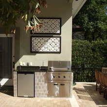 Small Outdoor Kitchens
