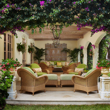 Palm Beach Loggia