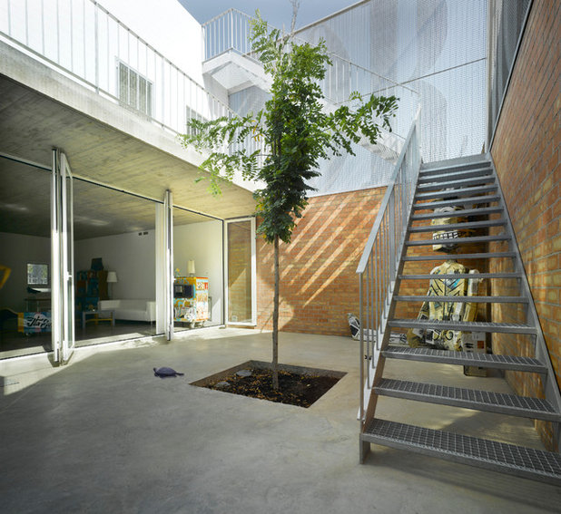 Contemporáneo Patio by Martin Lejarraga Architecture Office