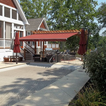 PATIO RETRACTABLE AWNINGS