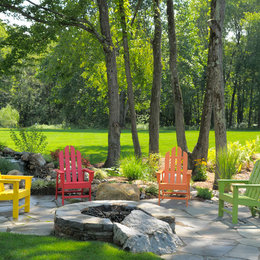 https://www.houzz.com/photos/patio-seating-traditional-patio-phvw-vp~1461650