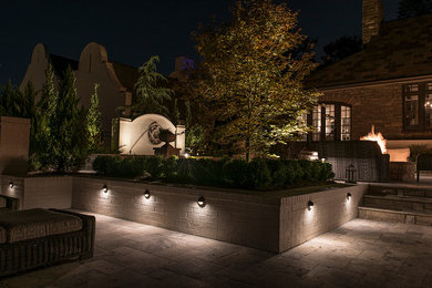 Example of a classic patio design in Nashville