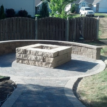 Paver Patio with Boarder and Fire Pit with Stone Blocks