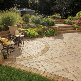 https://www.houzz.com/hznb/photos/paving-stone-patio-ideas-patio-boston-phvw-vp~34663075
