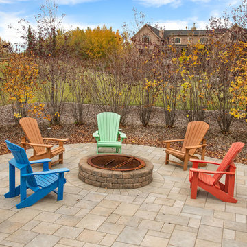 Paving Stone Patio with Fire Pit