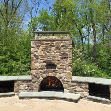 Perkersie Outdoor Fireplace and Pizza Oven