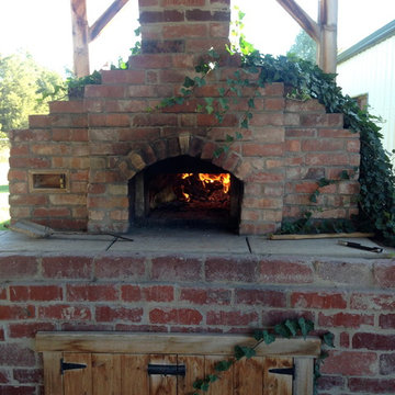Pizza Oven in backyard