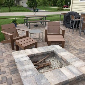 Plano - Outdoor Living Space with Fire pit