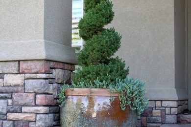 Example of a mountain style patio design in Boise