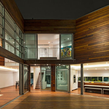 Platinum LEED Contemporary Home in Brentwood, CA
