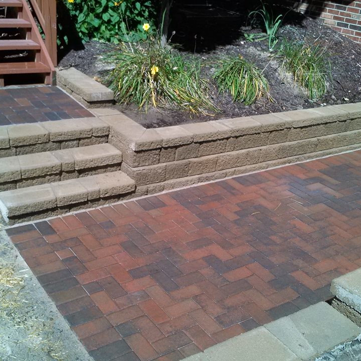 Walk Out Basement Retaining Wall Photos & Ideas Houzz