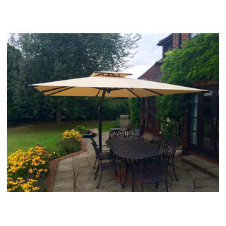 Poggesi Piazza - Large Garden Parasol - Traditional - Patio - Hampshire -  by Wells Umbrellas | Houzz IE