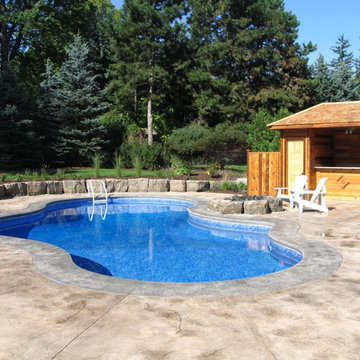 Pool with Outside Bar
