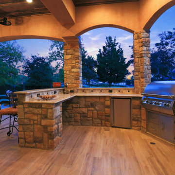 Project of the Month:  Outdoor Kitchens