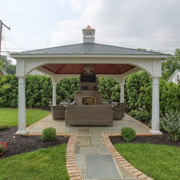 Reading Boulevard Outdoor Entertainment
