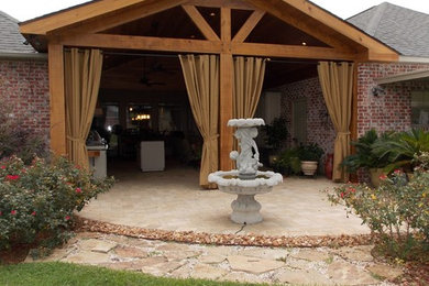 Example of a tuscan patio design in New Orleans