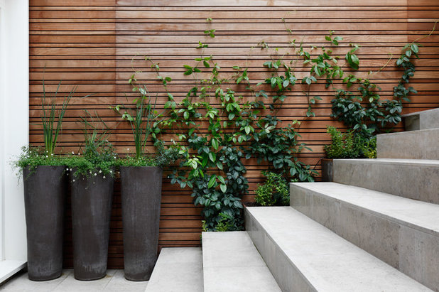 Contemporary Uteplats by Stefano Marinaz Landscape Architecture