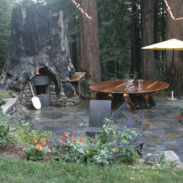 Redwoods Pizza Oven and Fireplace Patio
