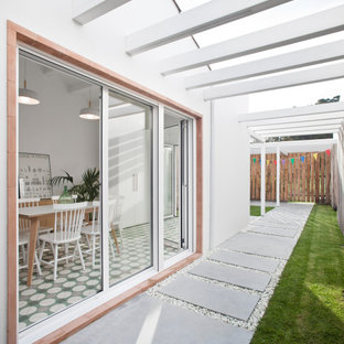 Immagine di un patio o portico scandinavo