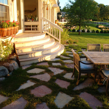 Remodeled Hollywood Bungalow on the Lake