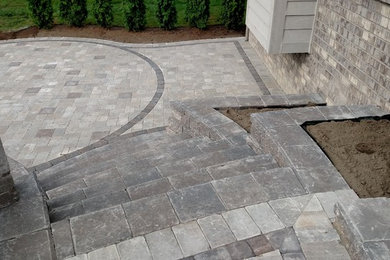 Residential brick paver patio