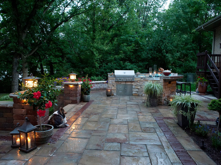 Outdoor Kitchen Patio