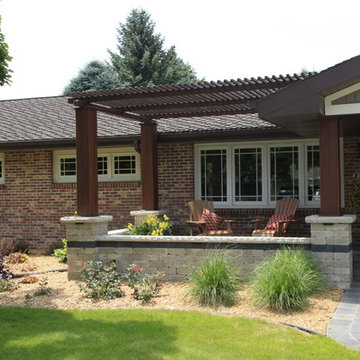 Riverview Dr.