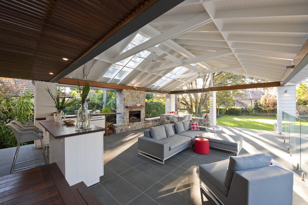 Contemporary Patio by Michelle Walker architects
