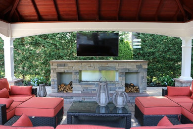 Inspiration for a modern patio remodel in New York