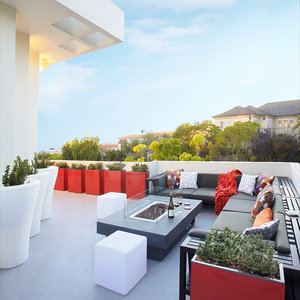 https://www.houzz.com/photos/san-clemente-outdoor-renovation-tropical-patio-orange-county-phvw-vp~2454386