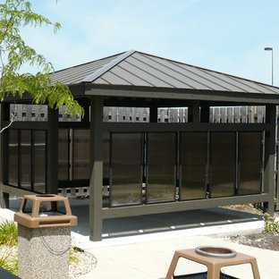 Patio - contemporary patio idea in Chicago