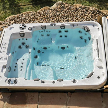 Slate Cabinet Hot Tub Seats 8