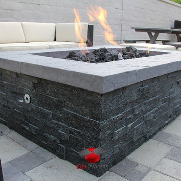 Small-Backyard-Patio-Fire-Pit-Planters-Walls-Project-VIEW-19
