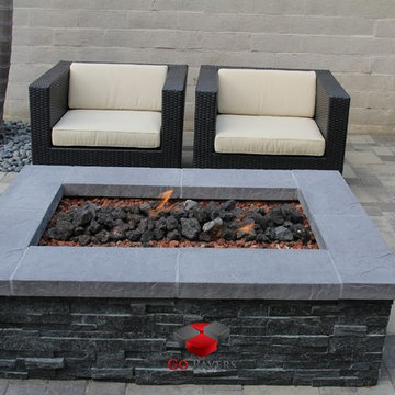 Small-Backyard-Patio-Fire-Pit-Planters-Walls-Project-VIEW-7