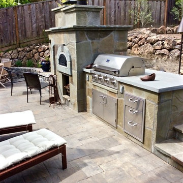Small space Outdoor kitchen