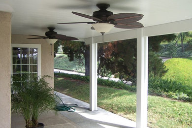 Example of a classic patio design in Orange County