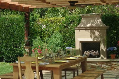 This is an example of a rustic patio in San Francisco.