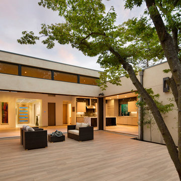 Sophisticated Modern Home | Courtyard and Great Room